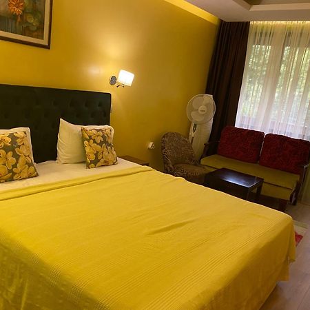 Park Hotel Fairy Chiflik Εξωτερικό φωτογραφία