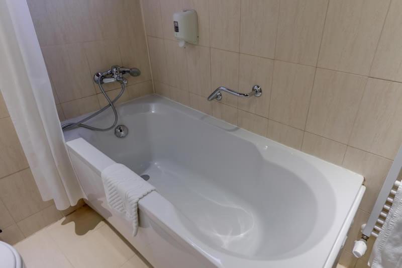 Park Hotel Fairy Chiflik Εξωτερικό φωτογραφία