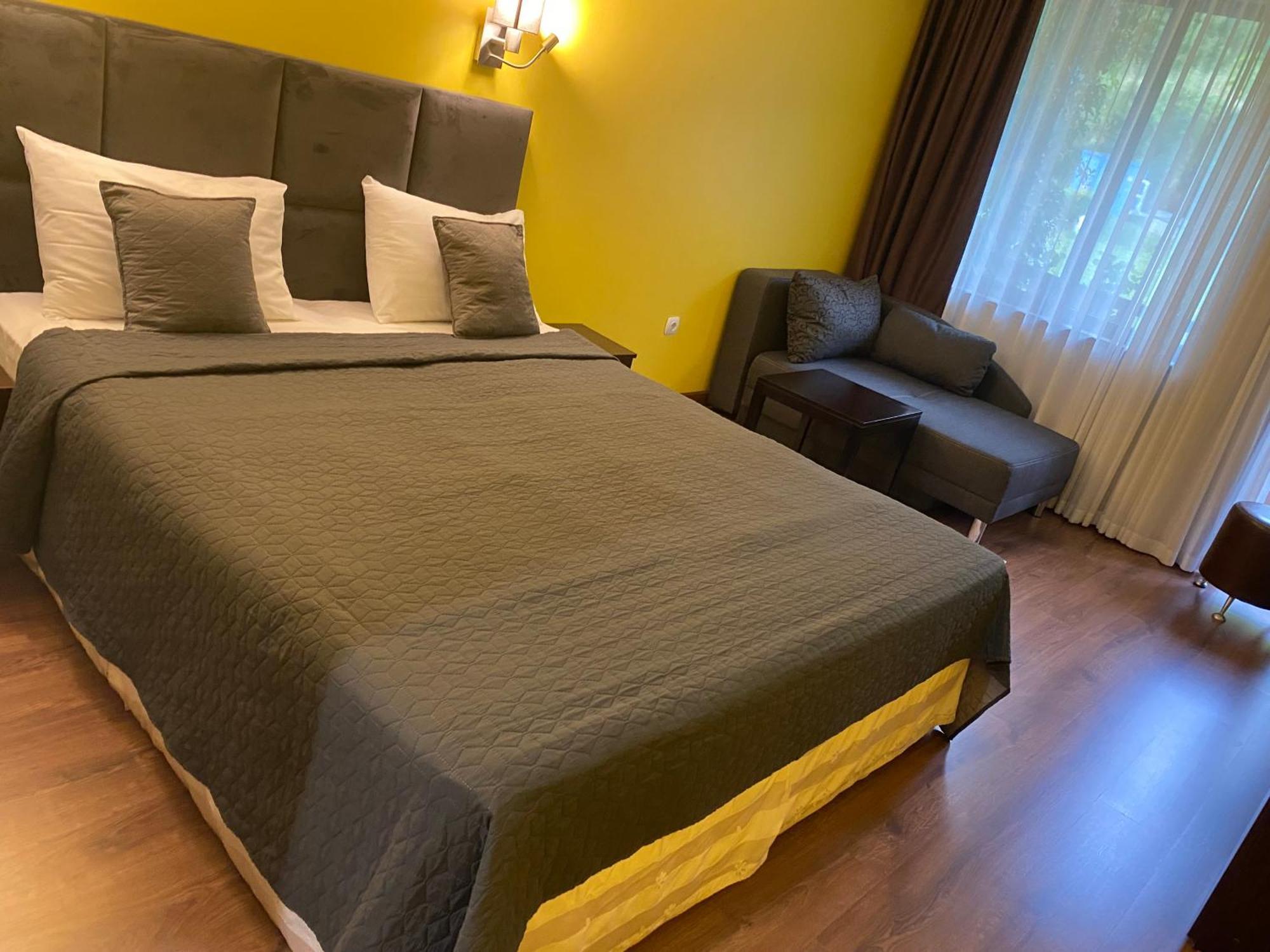 Park Hotel Fairy Chiflik Εξωτερικό φωτογραφία