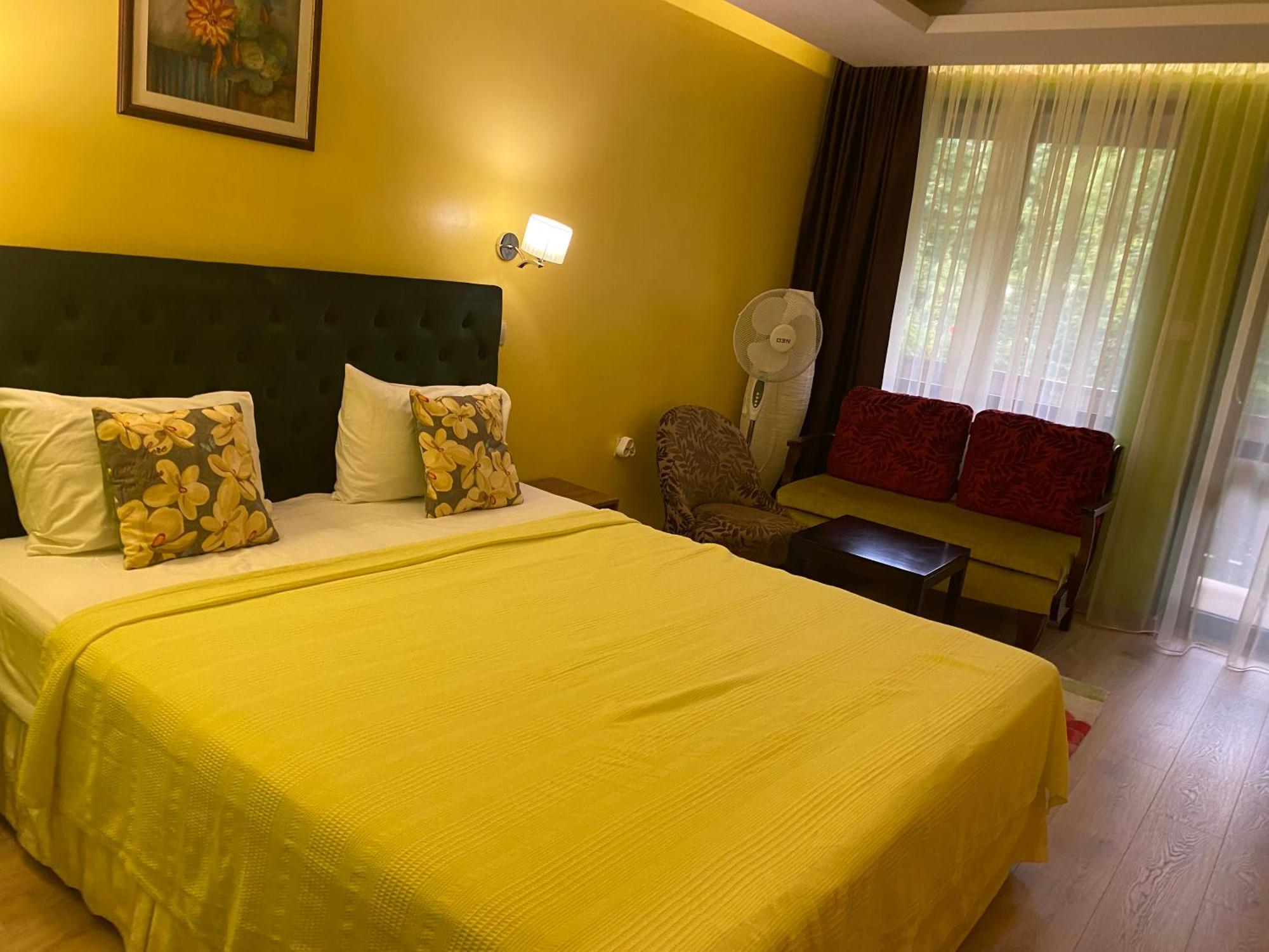 Park Hotel Fairy Chiflik Εξωτερικό φωτογραφία