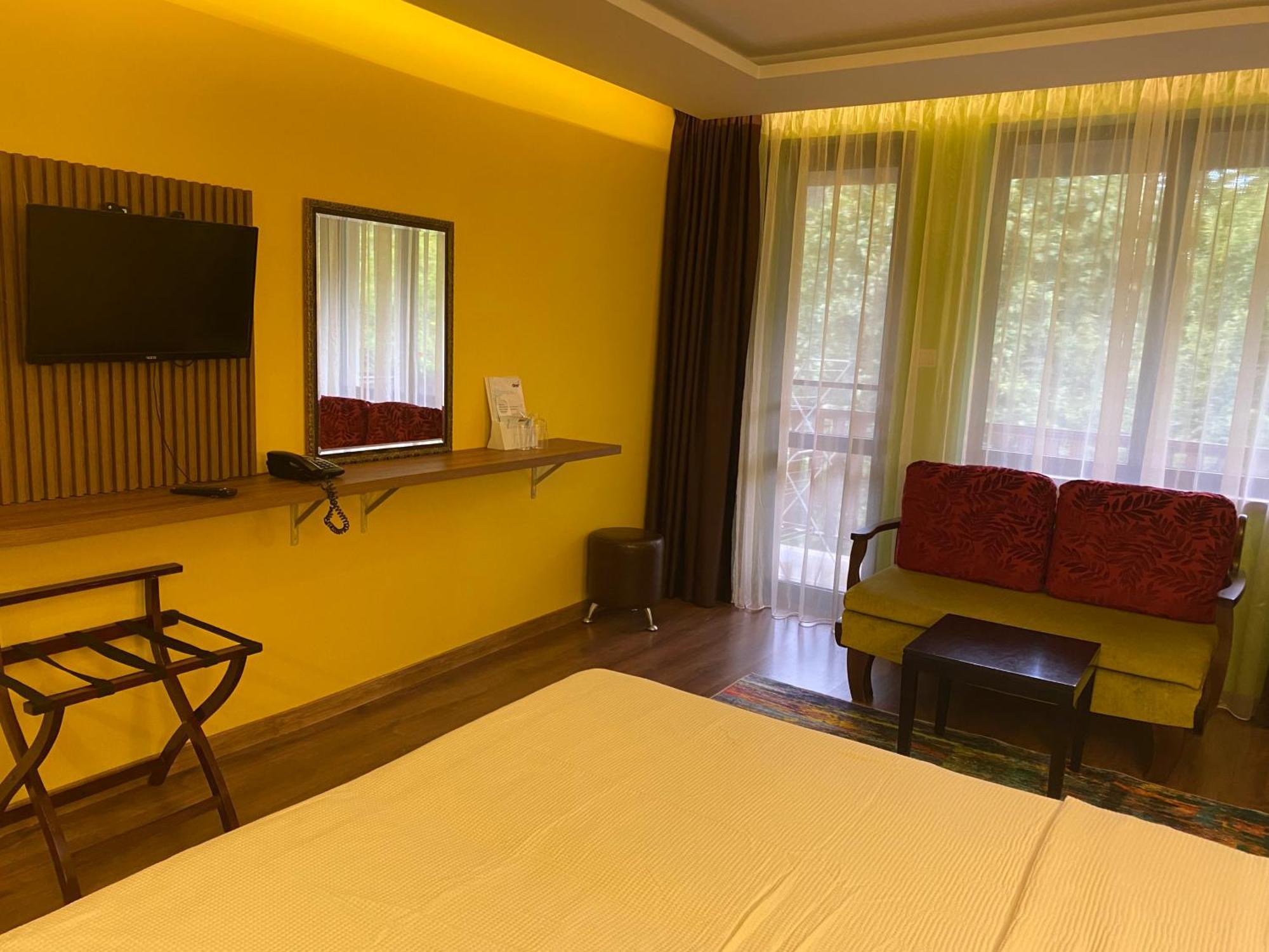 Park Hotel Fairy Chiflik Εξωτερικό φωτογραφία